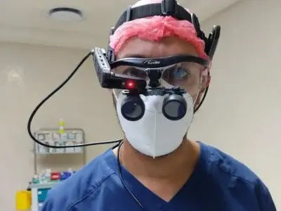 Providing Surgical Aid Through Smart Glasses